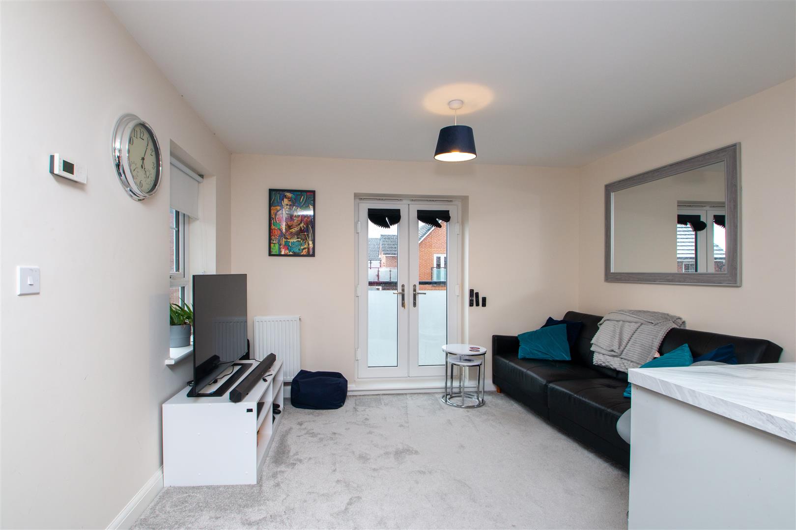 Lithgows Avenue, Brooklands